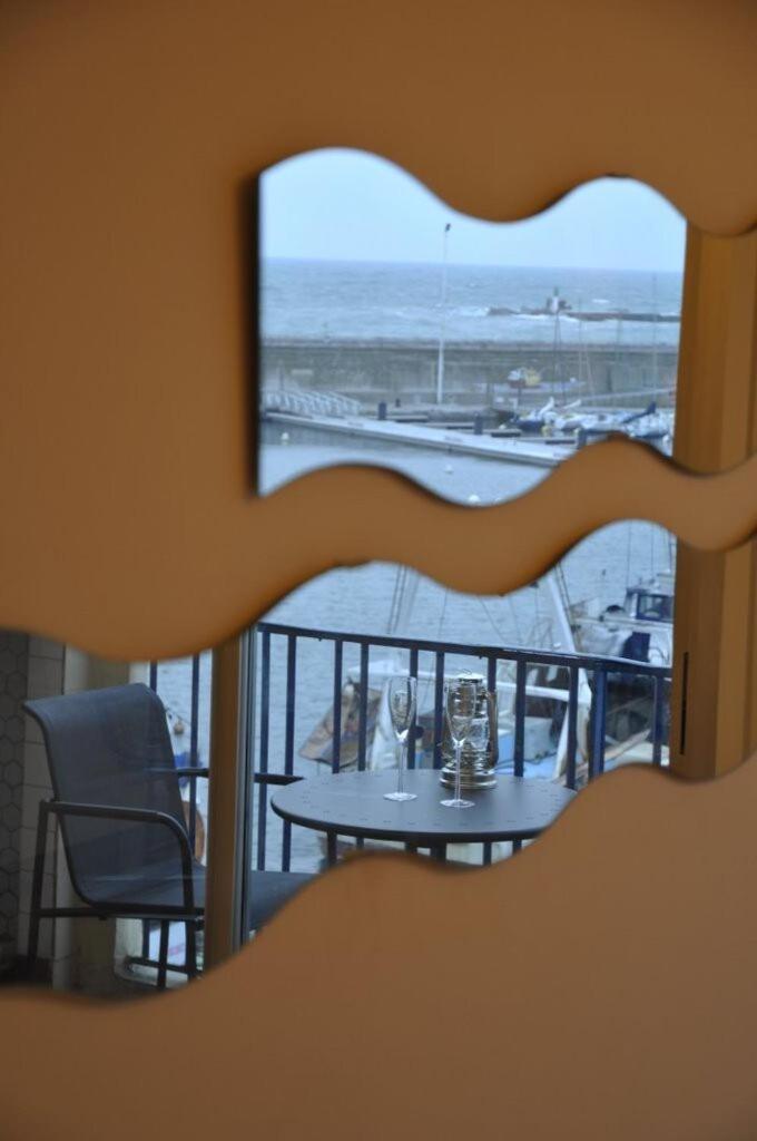 "Luigi" Balcon Sur La Mer Et Le Port De Sète Kültér fotó