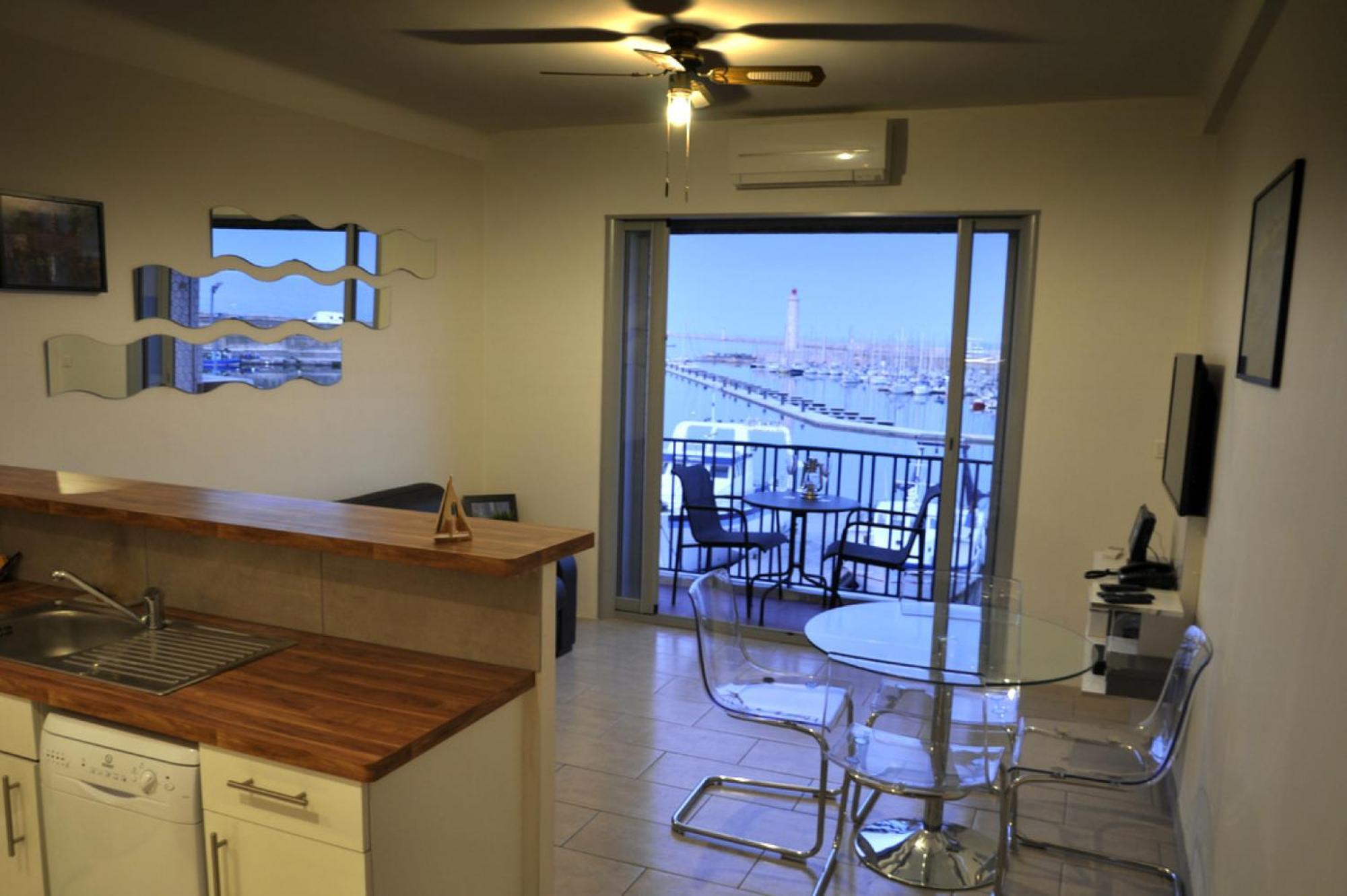 "Luigi" Balcon Sur La Mer Et Le Port De Sète Kültér fotó