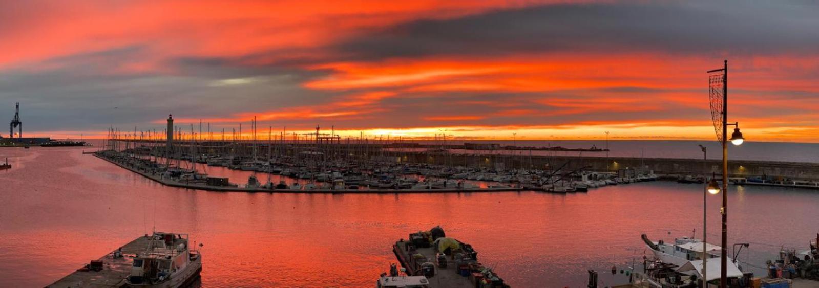 "Luigi" Balcon Sur La Mer Et Le Port De Sète Kültér fotó